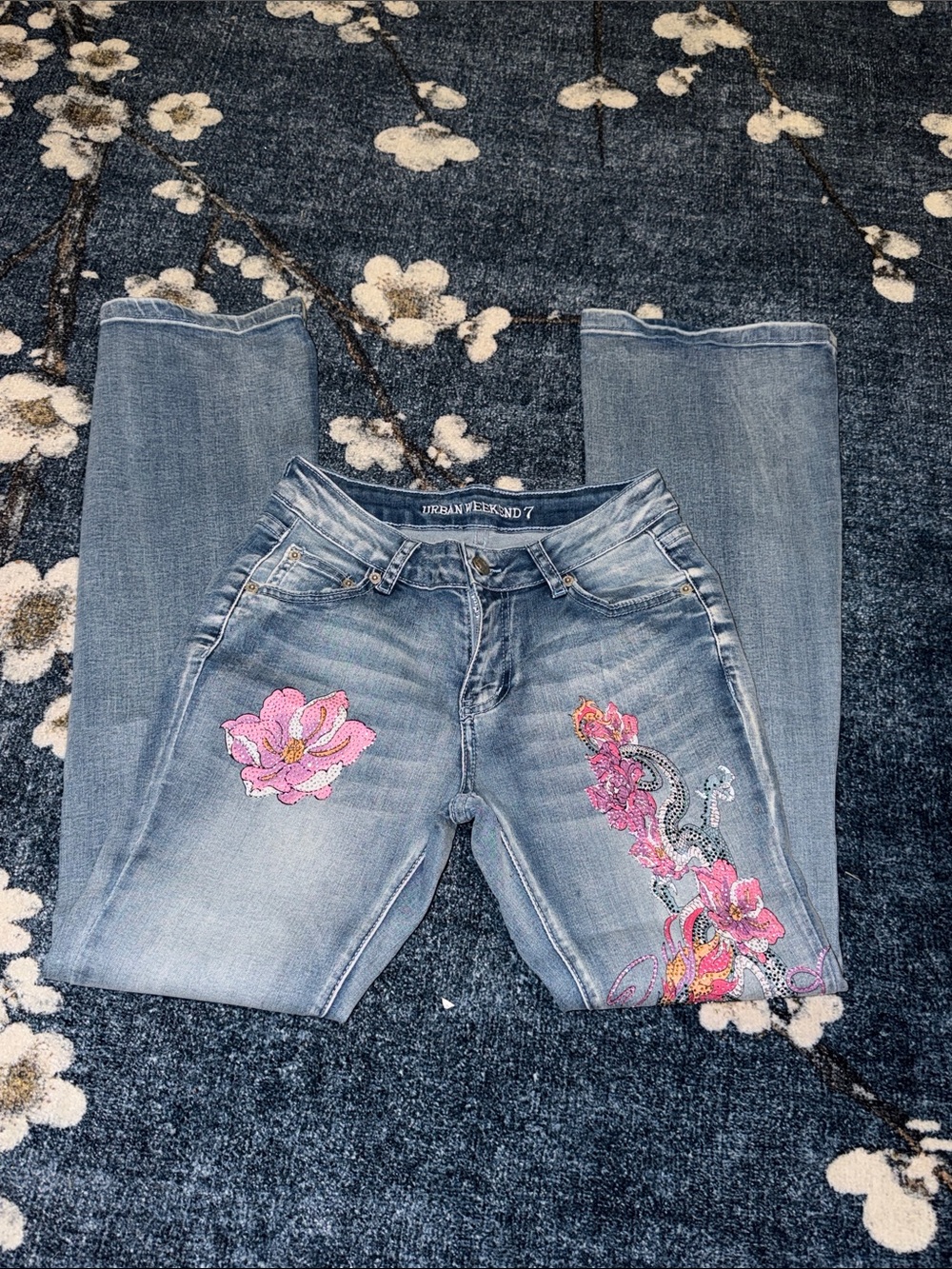 Y2K Women's Light Wash Jeans with Pink Floral Embroidery